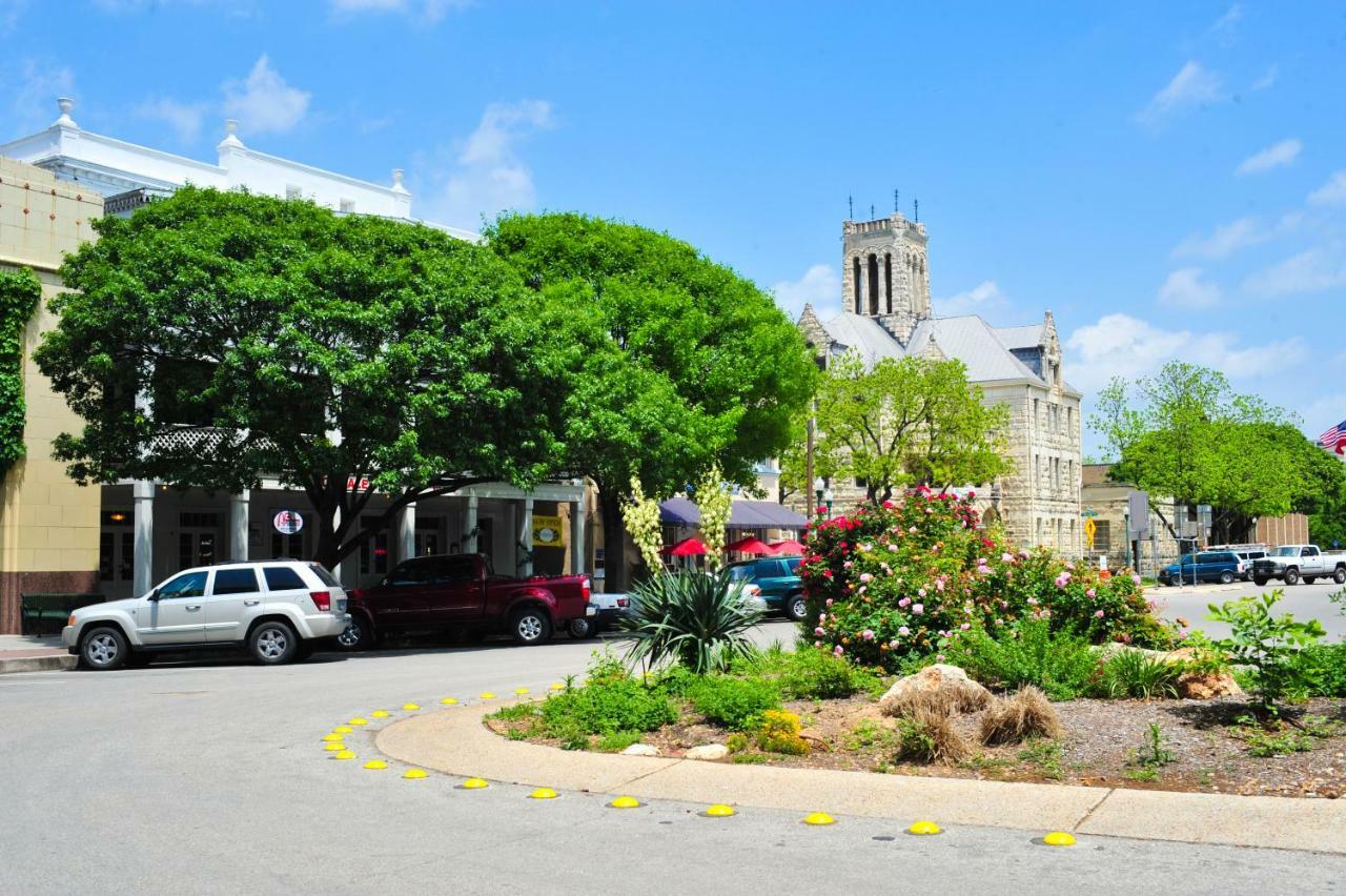 Schmitz Bed & Breakfast New Braunfels Exterior foto